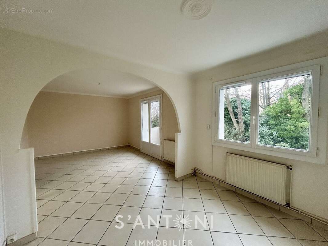 Appartement à BEZIERS