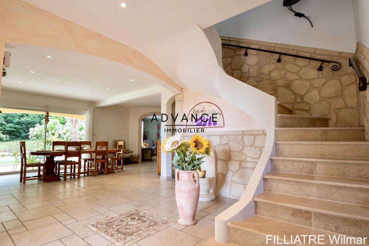 Maison à LAPEYROUSE-FOSSAT