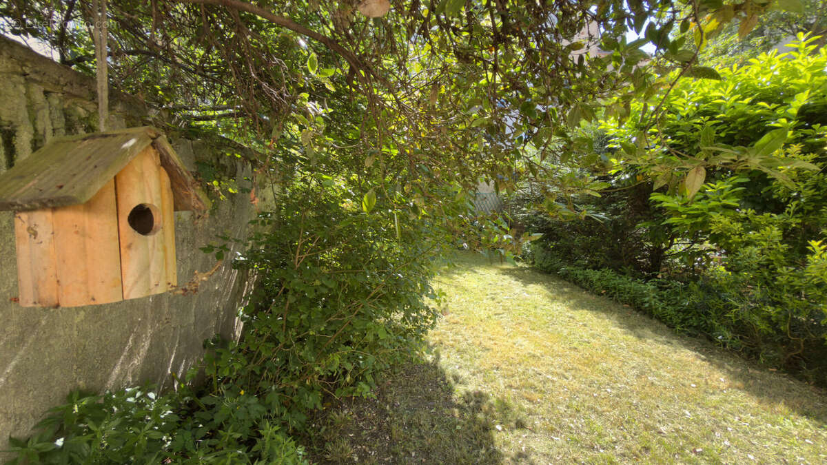 Appartement à MONTROUGE