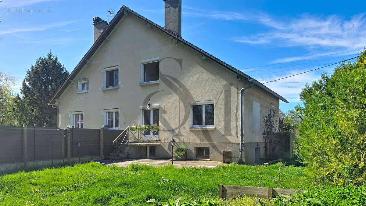 Maison à SAINT-GERMAIN-DES-PRES