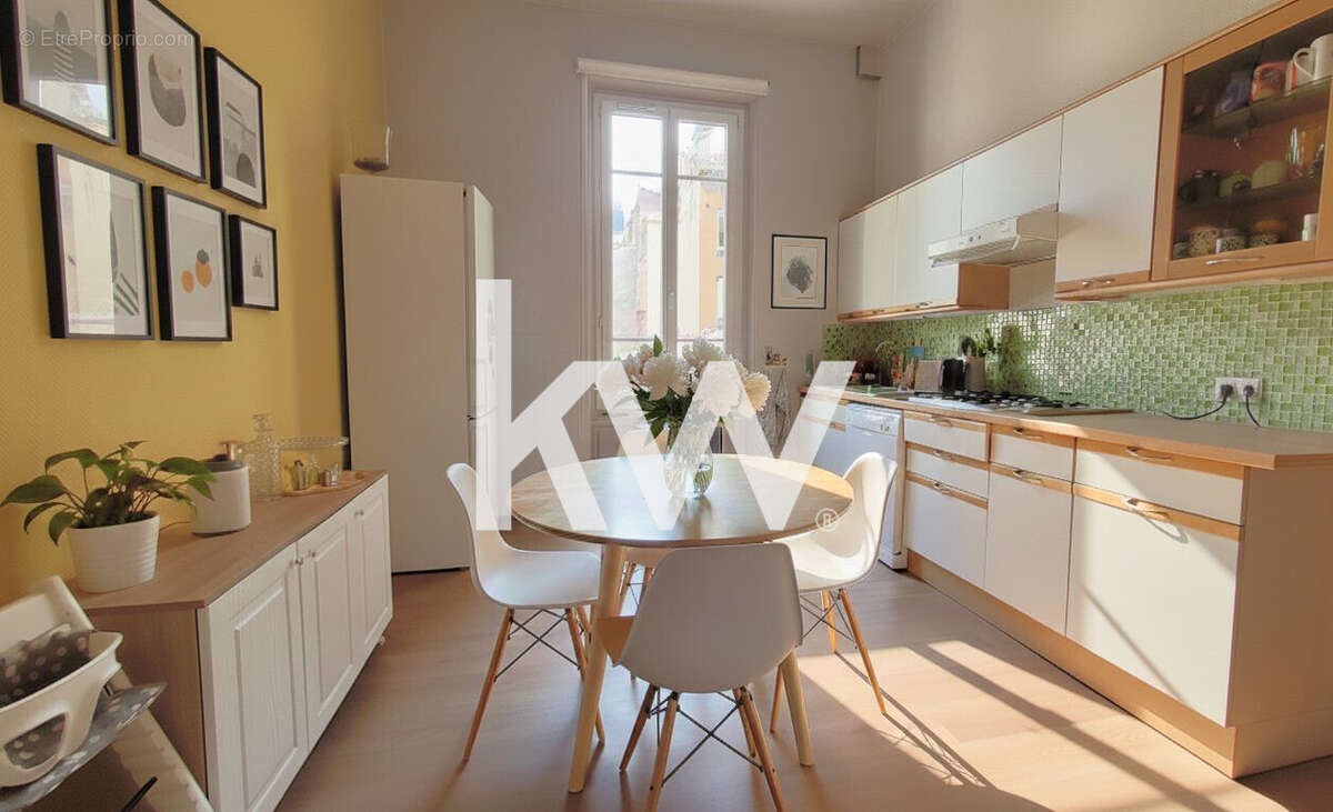 Appartement à SAINT-ETIENNE