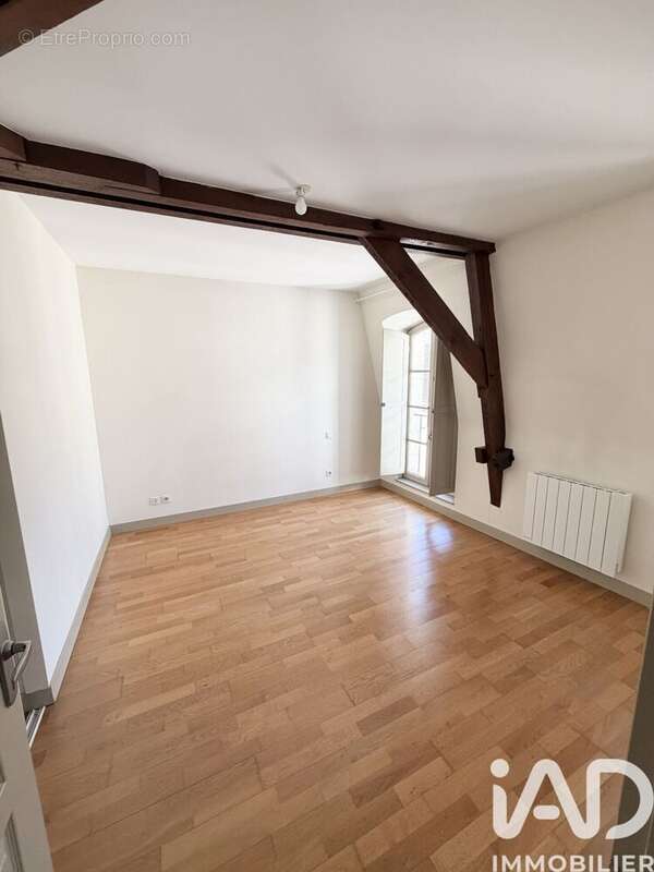 Appartement 51 m² à Saintes  - photo 6
