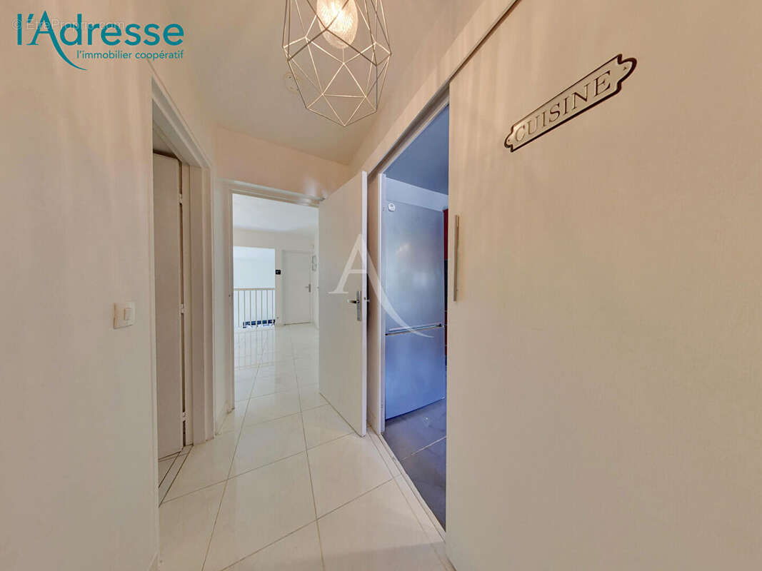 Maison Champs Sur Marne 7 pièce(s) 135 m² - photo 8