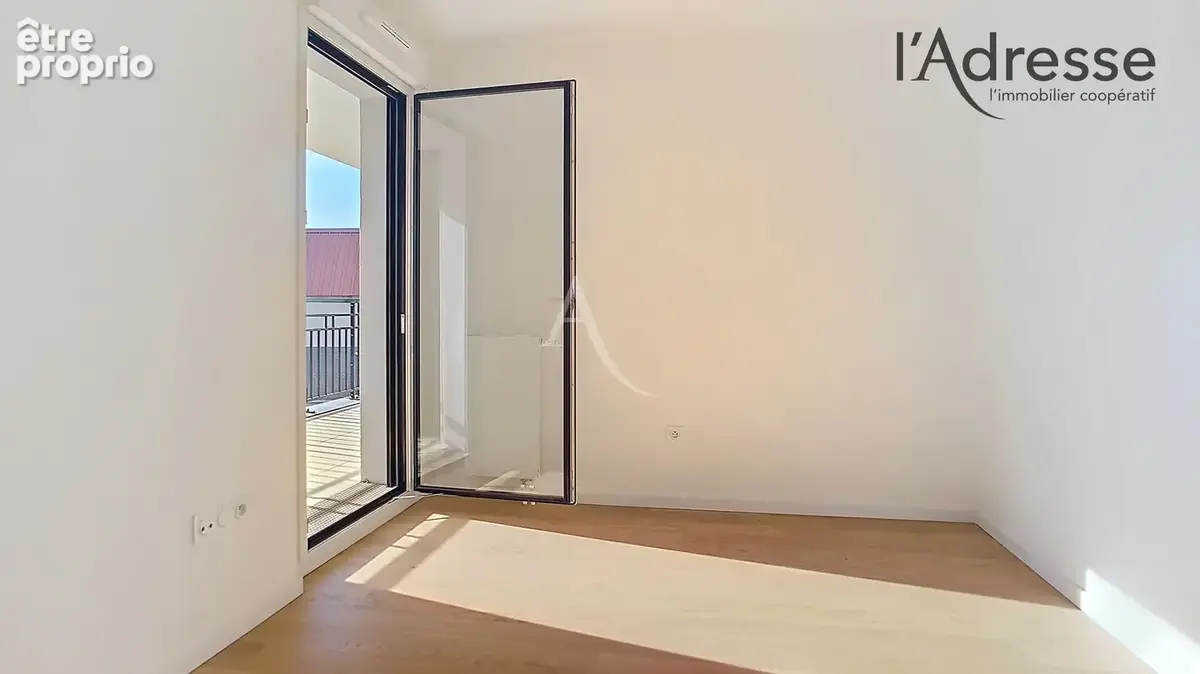 Appartement FRANCO SUISSE Suresnes (quartier Belvédère) 3 pièce(s) 61 m2 avec terrasse 8m² et parking boxé - photo 16