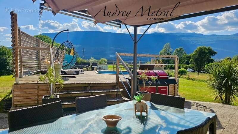 Maison à SERRIERES-EN-CHAUTAGNE