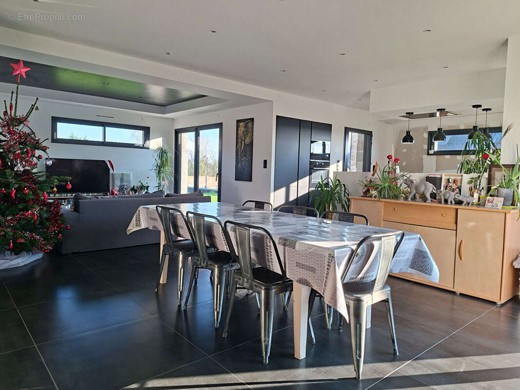 Maison à SAINTE-COLOMBE