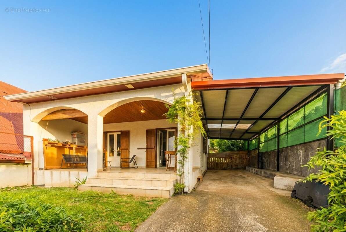 Maison à LE TAMPON