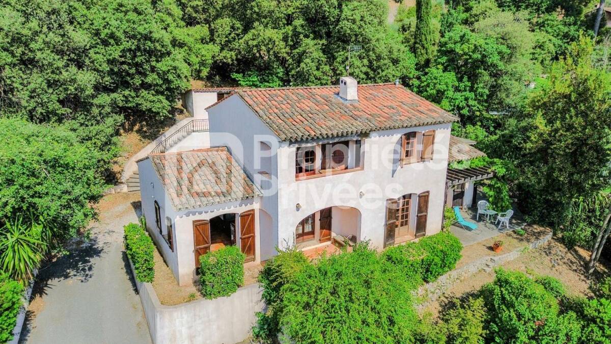 Maison à AURIBEAU-SUR-SIAGNE