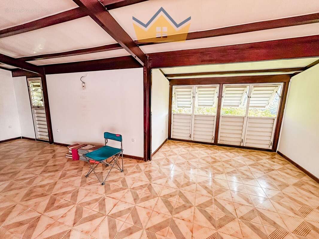 Maison à RIVIERE-PILOTE