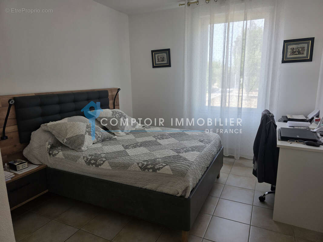 07 - RUOMS - LES SENORIALES T3 . 90m2 + 1 parking + 1 garage - photo 5