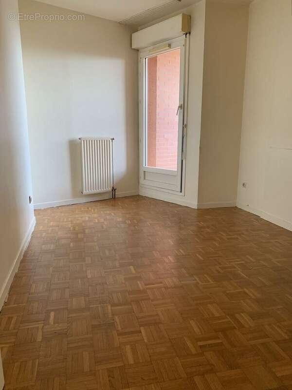 Appartement à SAINT-PIERRE-DU-PERRAY