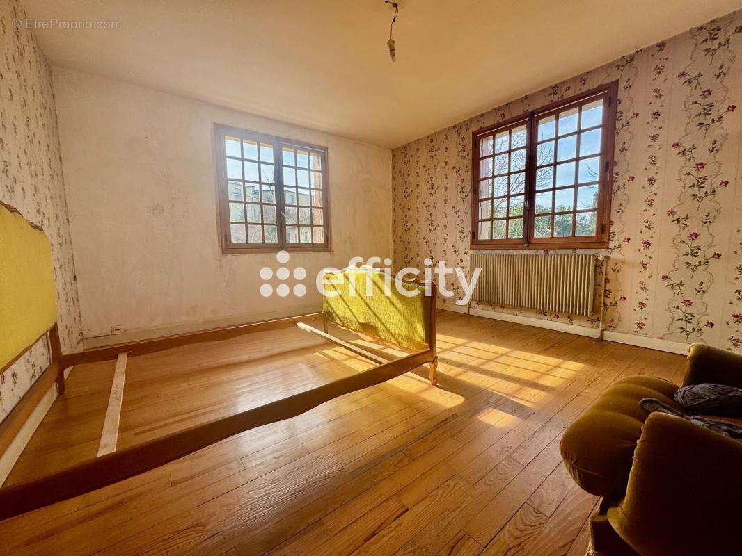 Maison 120 m² à Thiers  - photo 4