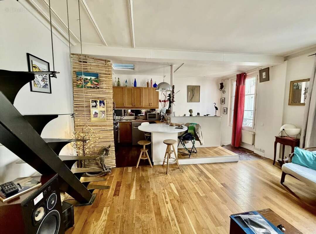 Appartement à PARIS-15E