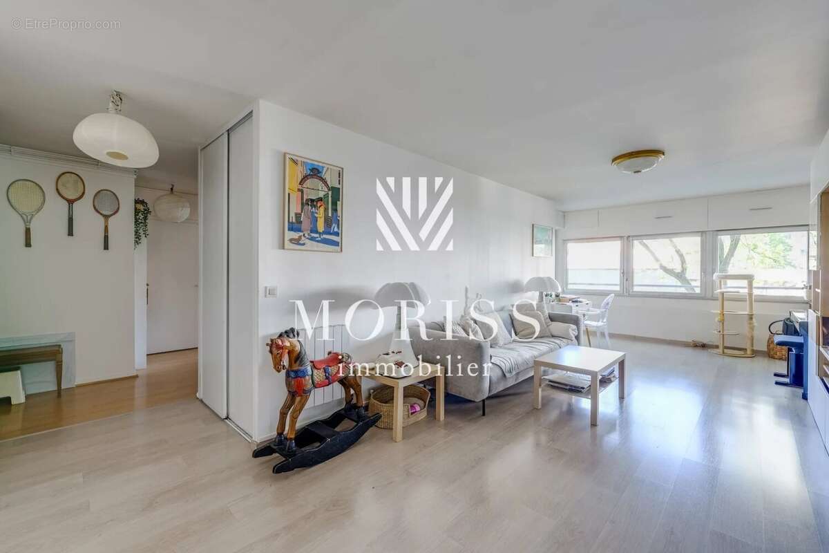 Appartement à PARIS-19E