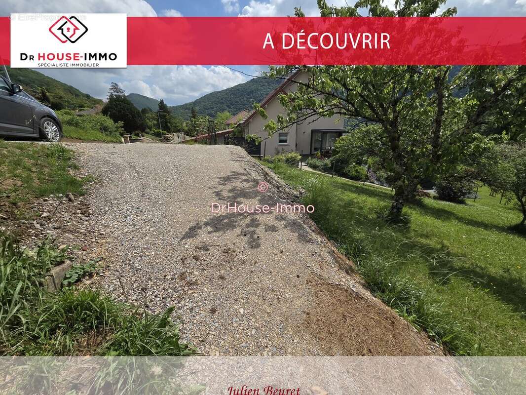 Terrain 1109 m² à Deluz  - photo 3