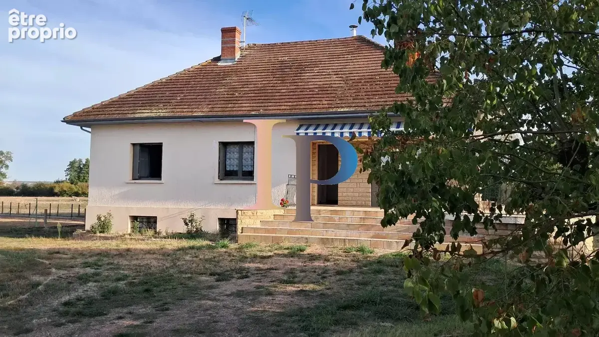 Photo Maison à Pierrefitte-Sur-Loire au prix de 158 000€