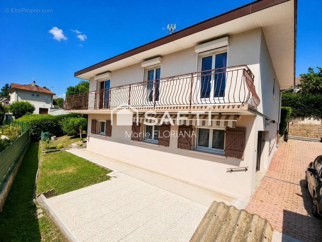 Photo 1 - Maison à OYONNAX