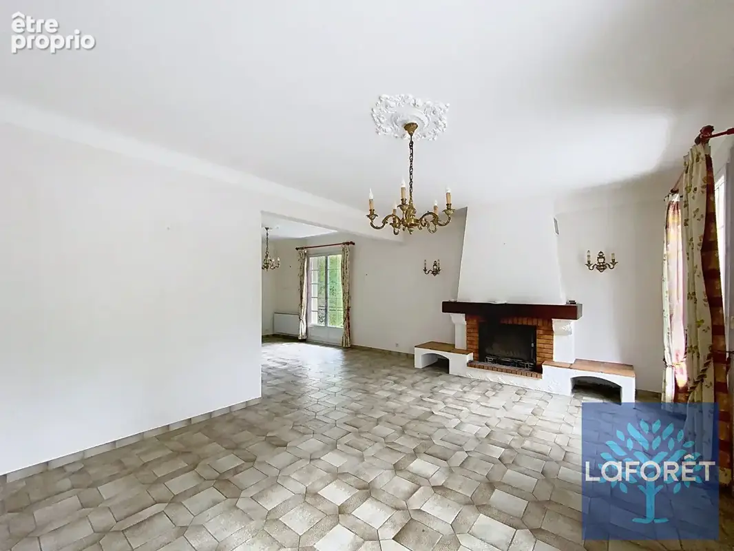 Maison des années 70 sur sous-sol total - photo 3