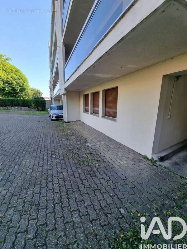 Photo 2 - Parking à AMIENS