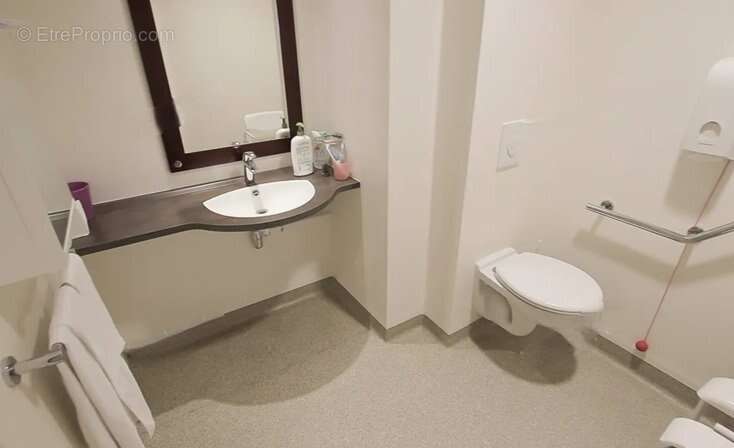 INVESTISSEMENT LOCATIF  Saint-Georges-d'Orques  Résidence Ehpad Notre Dame du Bon Accueil  8,23 % de rentabilité - photo 3