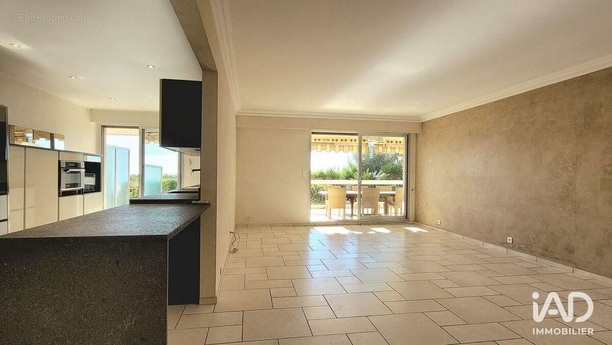 Photo 8 - Appartement à VILLENEUVE-LOUBET