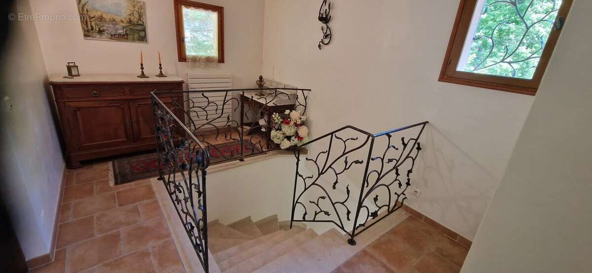 Maison à GREOLIERES