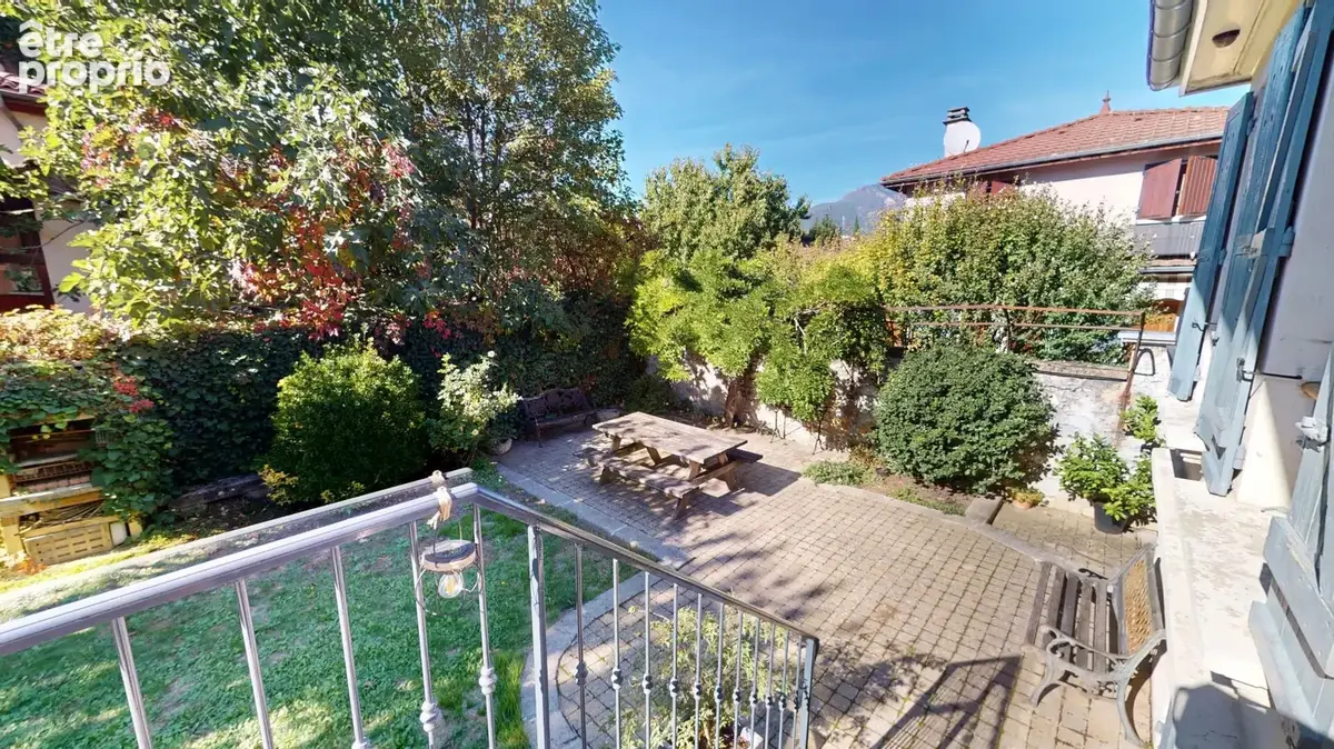 Maison individuelle avec jardin, garage et appartement 3 pièces indépendant - GRENOBLE - photo 12