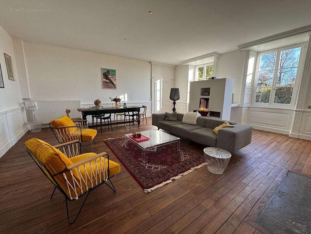 Maison à SAINT-GALMIER