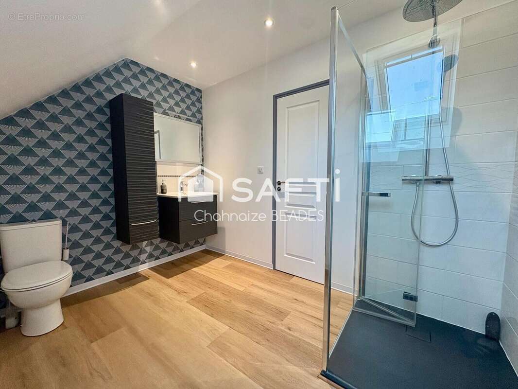 Maison 154 m² à Equeurdreville-Hainneville  - photo 7