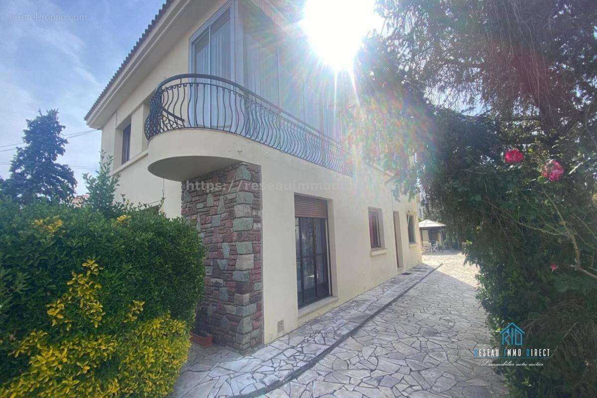 Maison à SAINT-RAPHAEL