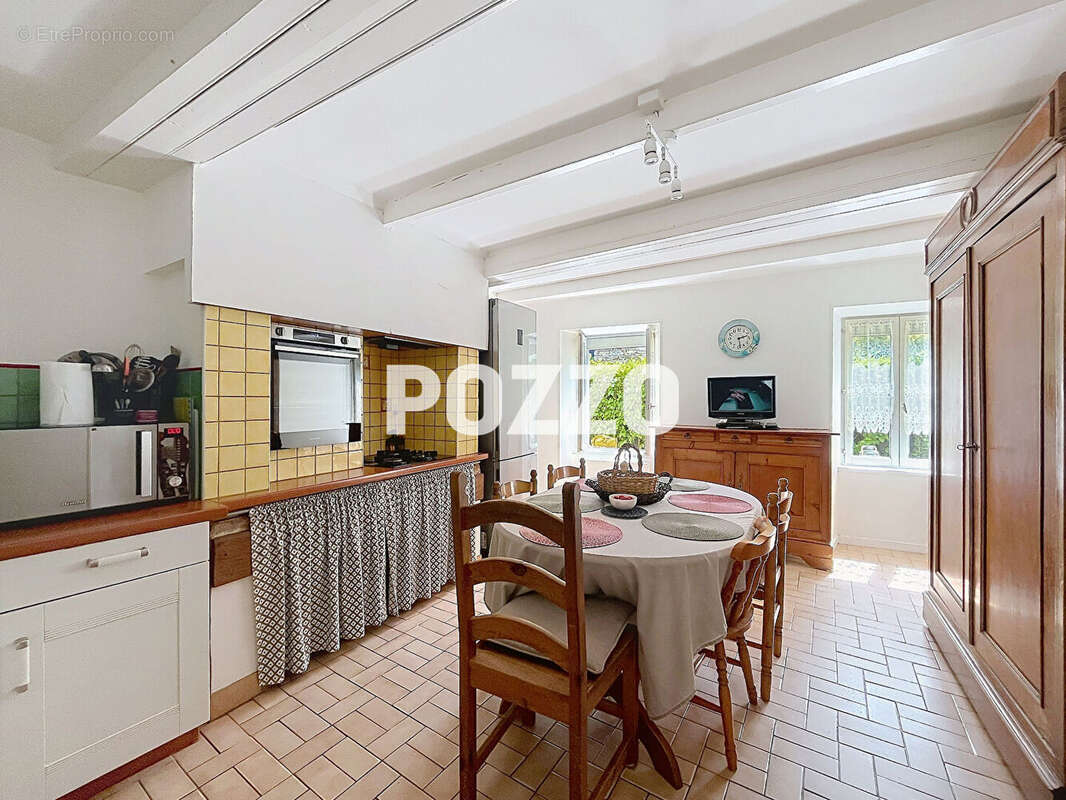 Maison à SAINT-SAUVEUR-LA-POMMERAYE