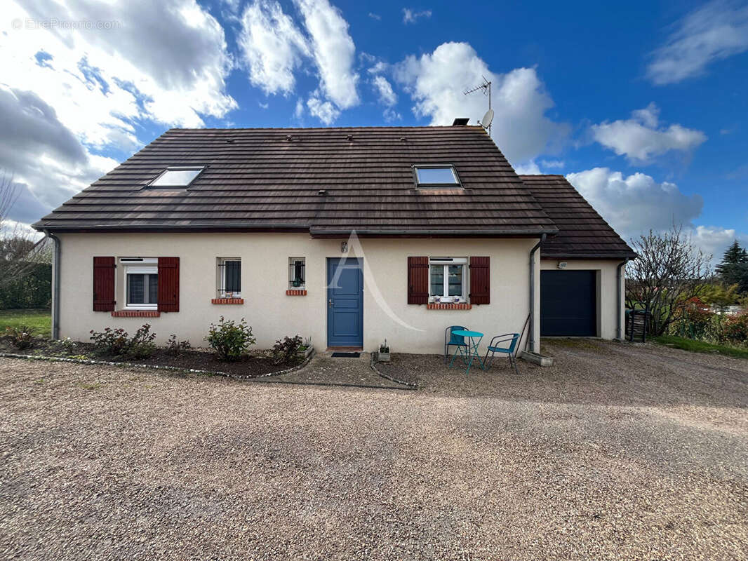 Maison à VINEUIL