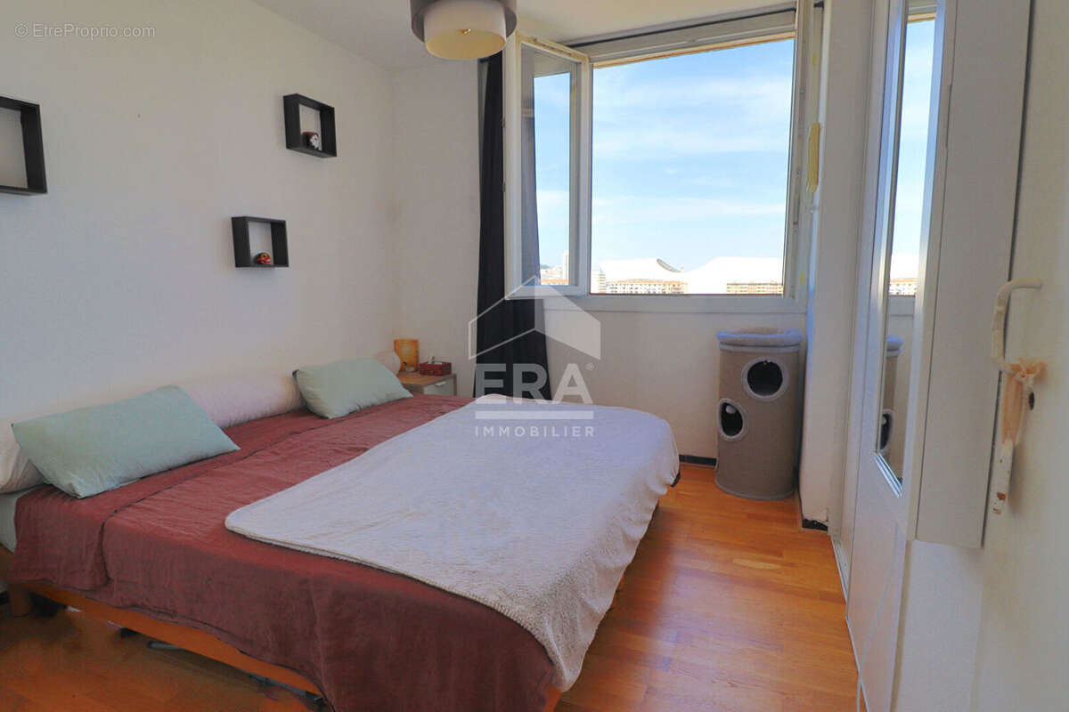 Appartement à MARSEILLE-10E