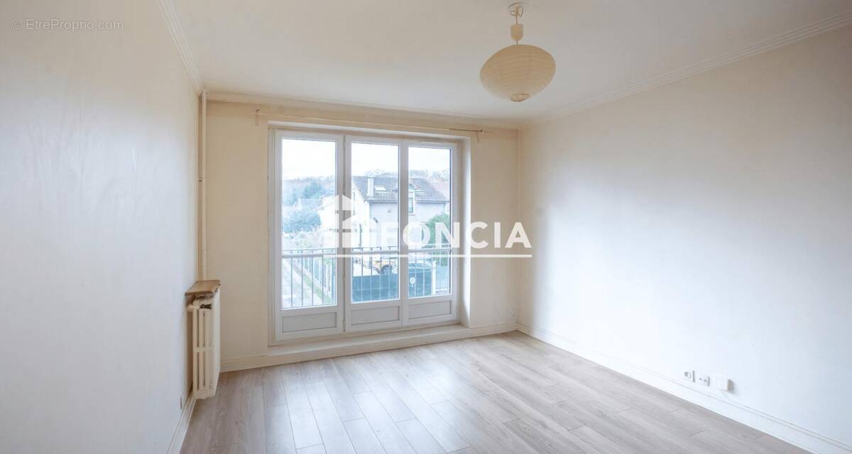 Appartement à MAISONS-LAFFITTE