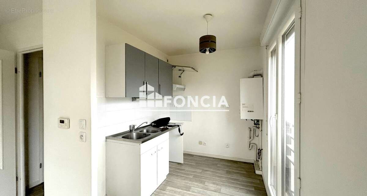 Appartement à SAINT-PRYVE-SAINT-MESMIN