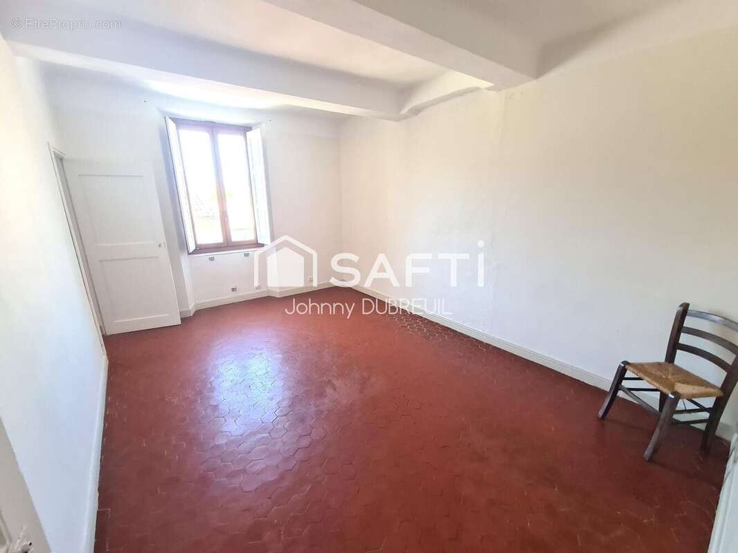 Maison 142 m² à Gonfaron  - photo 5