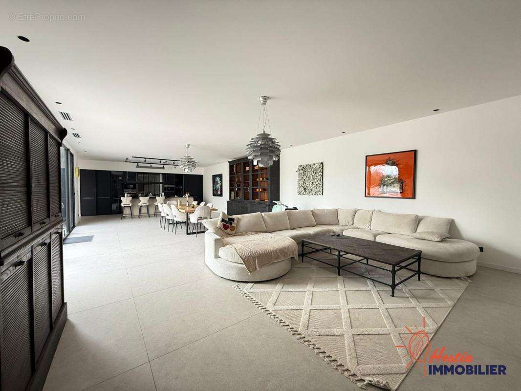 Maison à JOUY-LES-REIMS