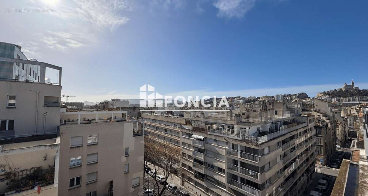 Appartement à MARSEILLE-6E