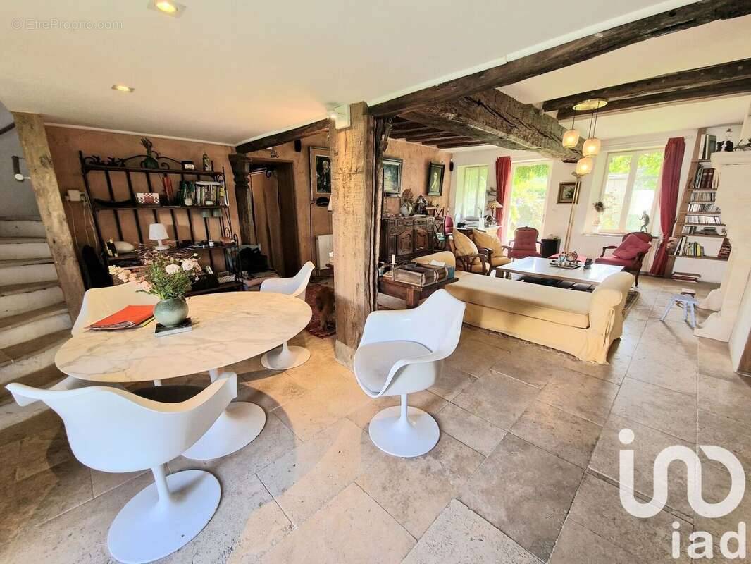 Photo 6 - Maison à TOUCY