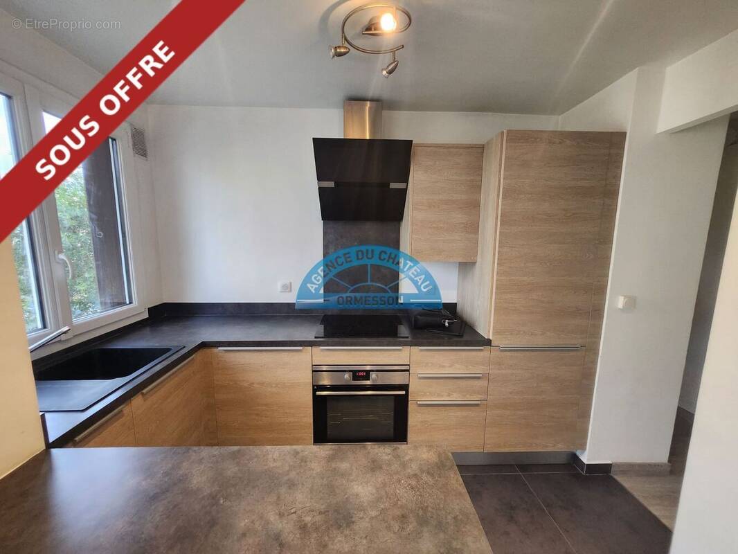 Appartement à SAINT-MAUR-DES-FOSSES