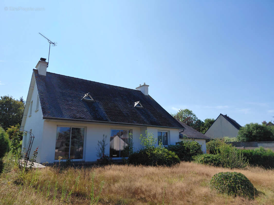 Maison traditionnelle 90 m2 vie de Plain-pied à 8 mn de Lanvollon - photo 3