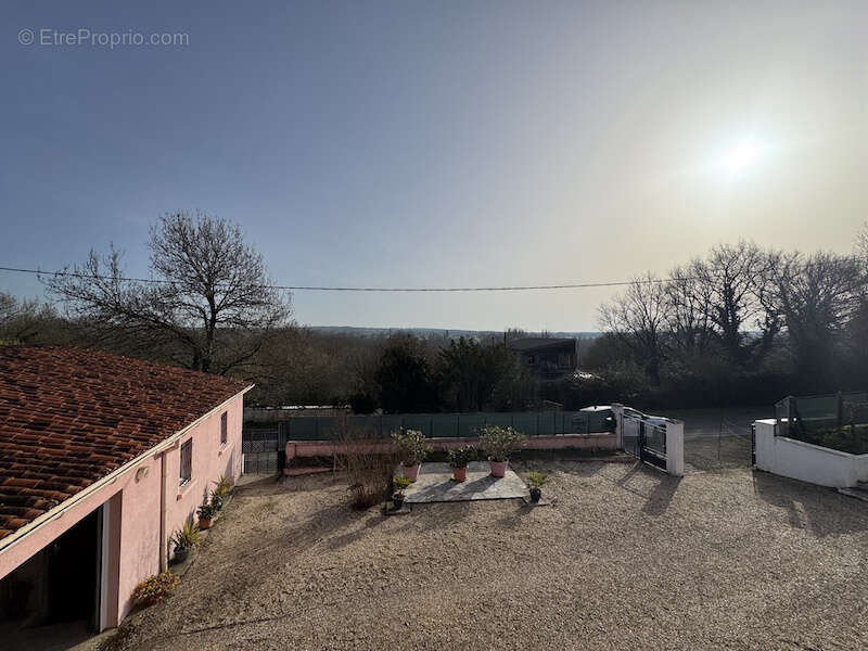 Maison à LA BARDE