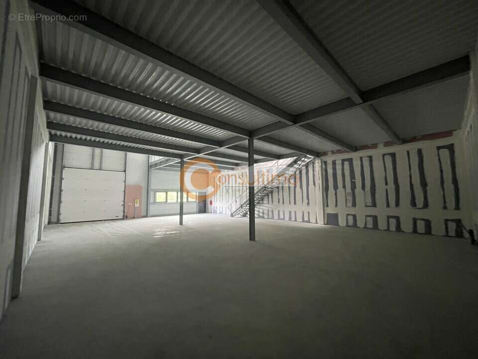 Commerce à SALLEBOEUF