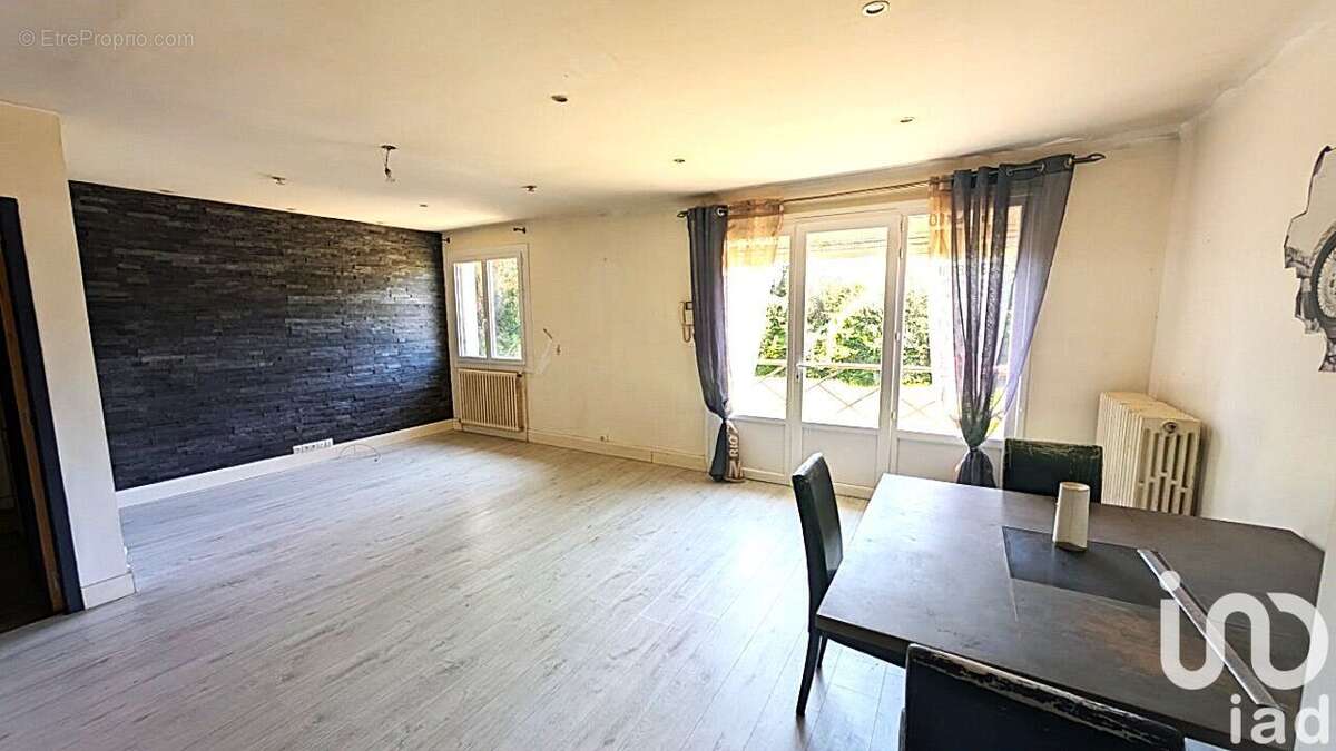 Photo 4 - Maison à MONTENDRE