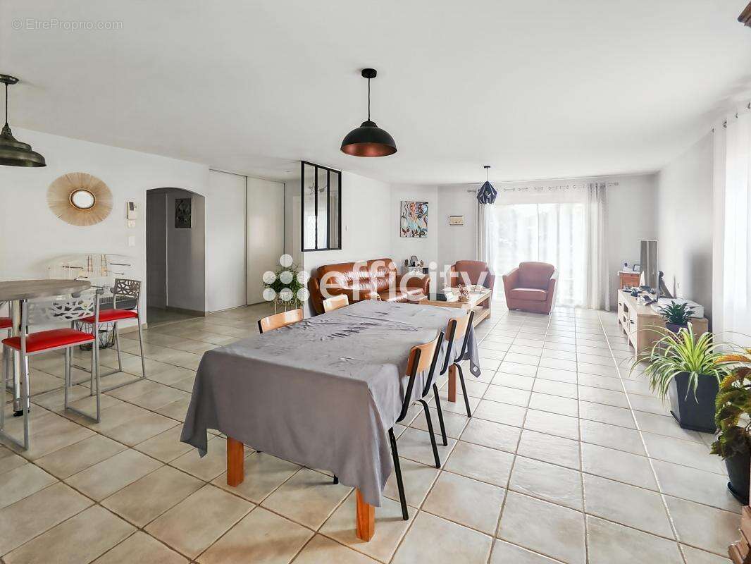 Maison à LES LUCS-SUR-BOULOGNE