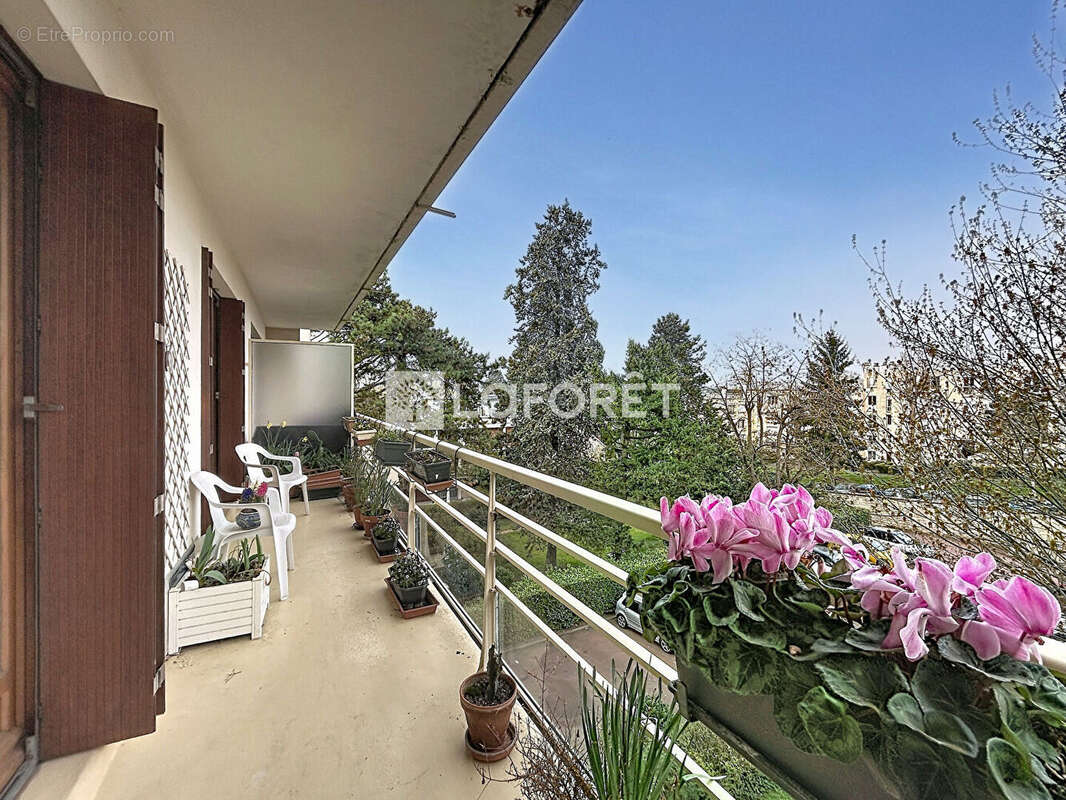 Appartement à BOUGIVAL