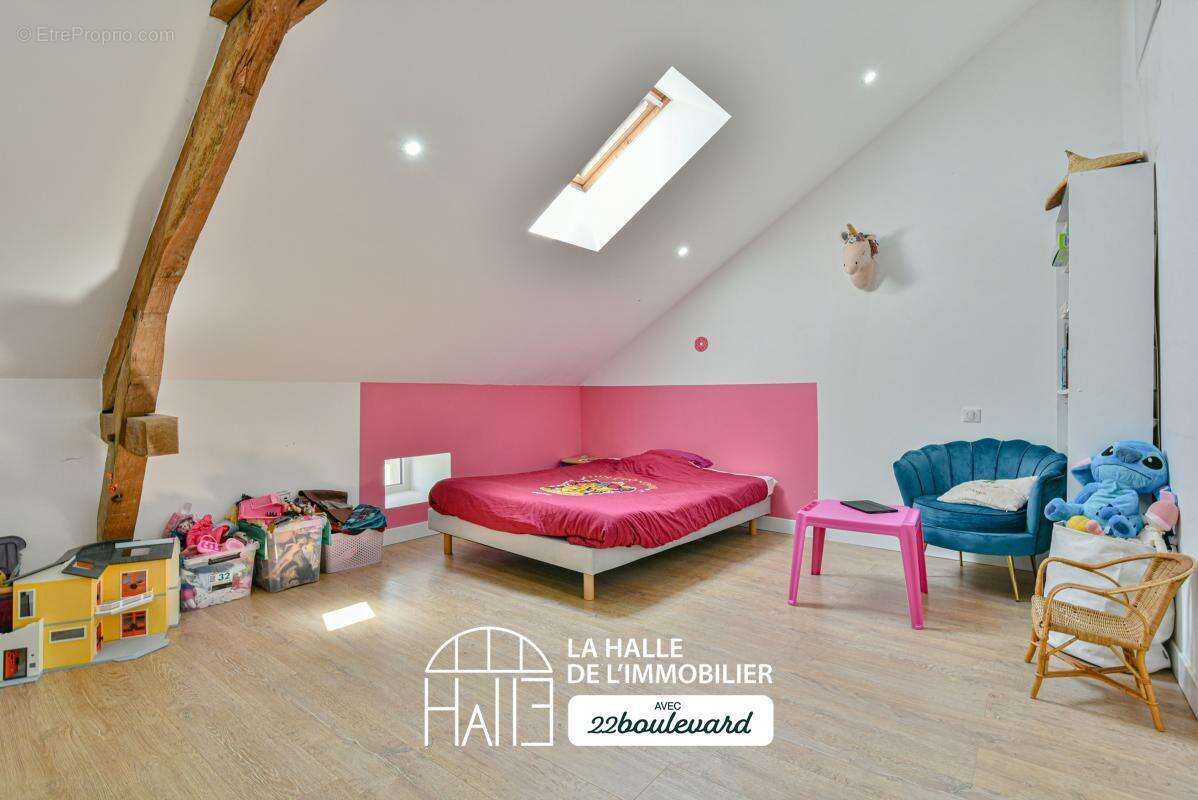 Maison 7 pièces 202 m² à vendre à Peyrilhac (87510) - photo 15
