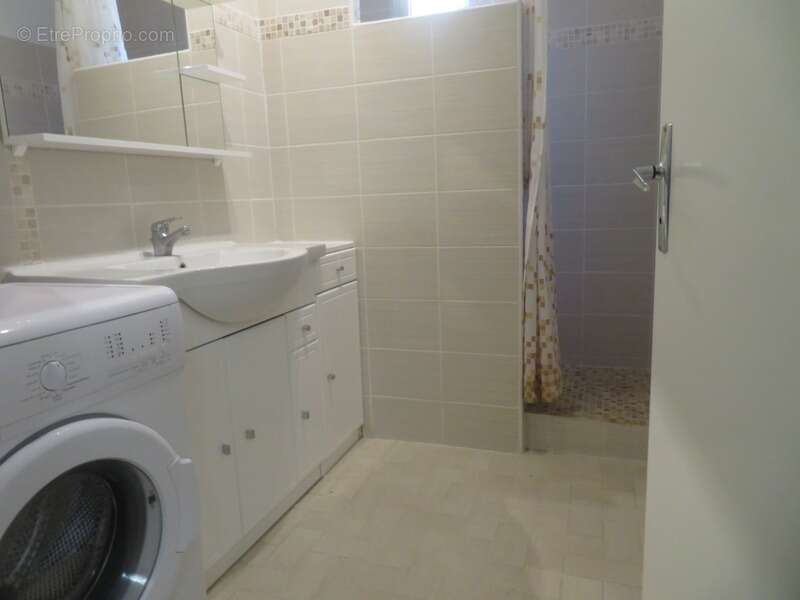 APPARTEMENT T1 de 48.50 m2, vendu meublé à  DIGNE LES BAINS (04) - photo 9