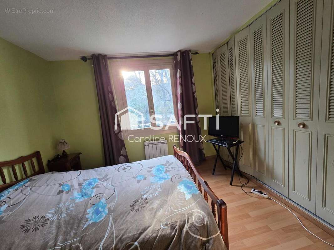 Photo 4 - Maison à LA ROQUE-D&#039;ANTHERON