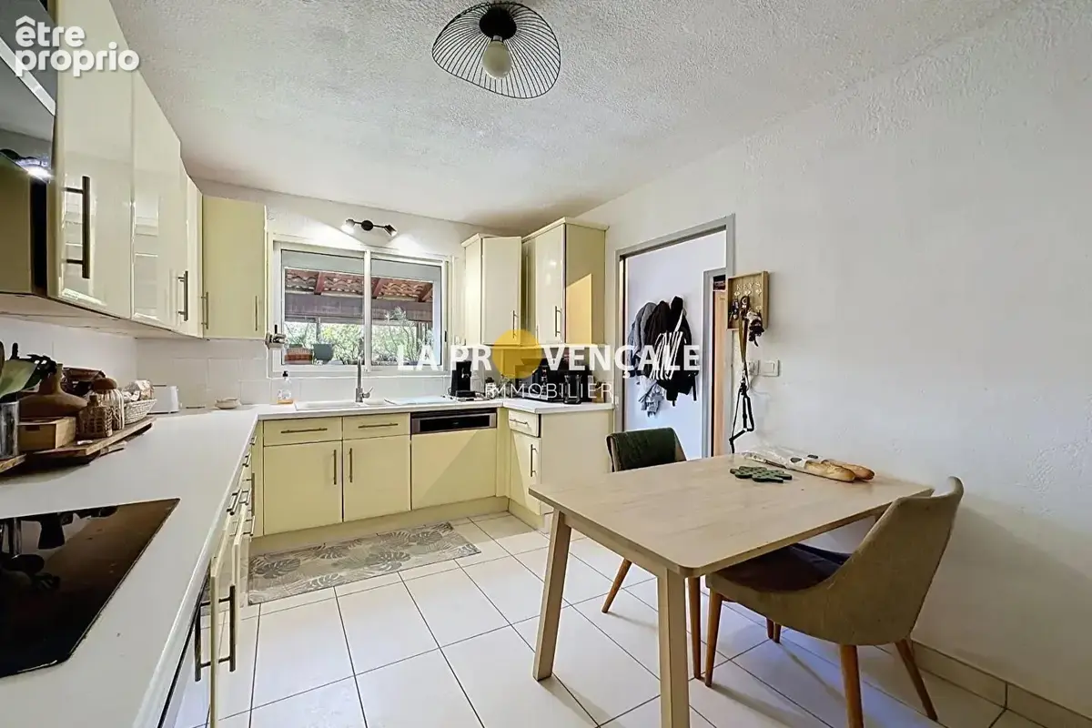 Maison 4 pièces 90 m² à vendre à Trets (13530) - photo 7